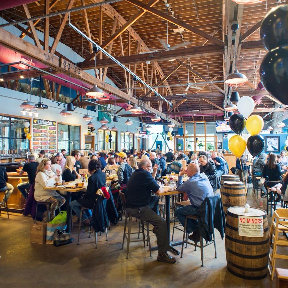 . @VEBrewing is hiring a full-time Line Cook/ Prep Cook ---> bit.ly/2JiPy5n  #pdxjobs