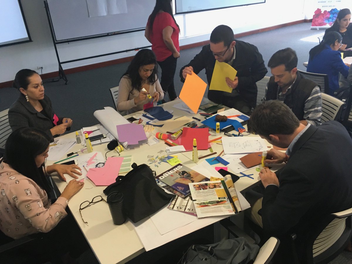 aeiecuador's tweet photo. Es momento de traer la imaginación a la realidad
Los participantes del #InnoWeekUIO construyen sus prototipos para comprobar la utilidad de sus ideas

#AEInnova https://t.co/PzauNTiShn