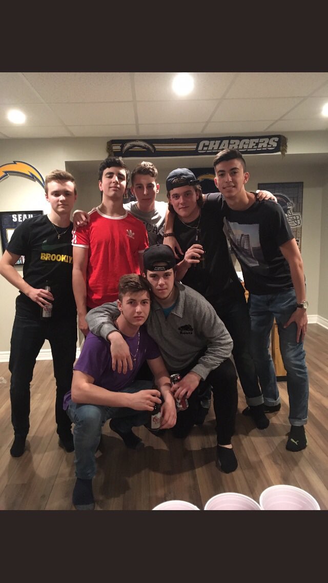 josh_demelo8's tweet photo. Happy birthday to my day 1 bro love ya❤️ @AnthonyGiancate https://t.co/Sjd1Hr1bVl