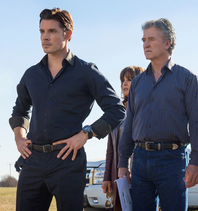 DallasFanzine's tweet photo. With "Roseanne" and "The Arrangement" now cancelled maybe it's time #Dallas made a comeback. https://t.co/HymH0K2cm7