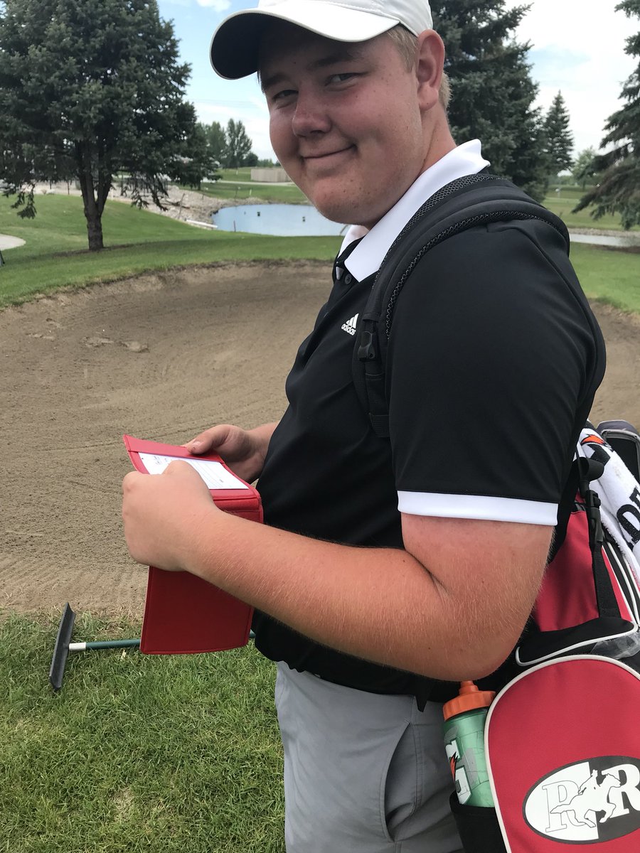 rrboysgolf's tweet photo. Congrats to @MathewHalvorso1 on being @edcscores medalist and all EDC this year! https://t.co/0c4S7ju3IB