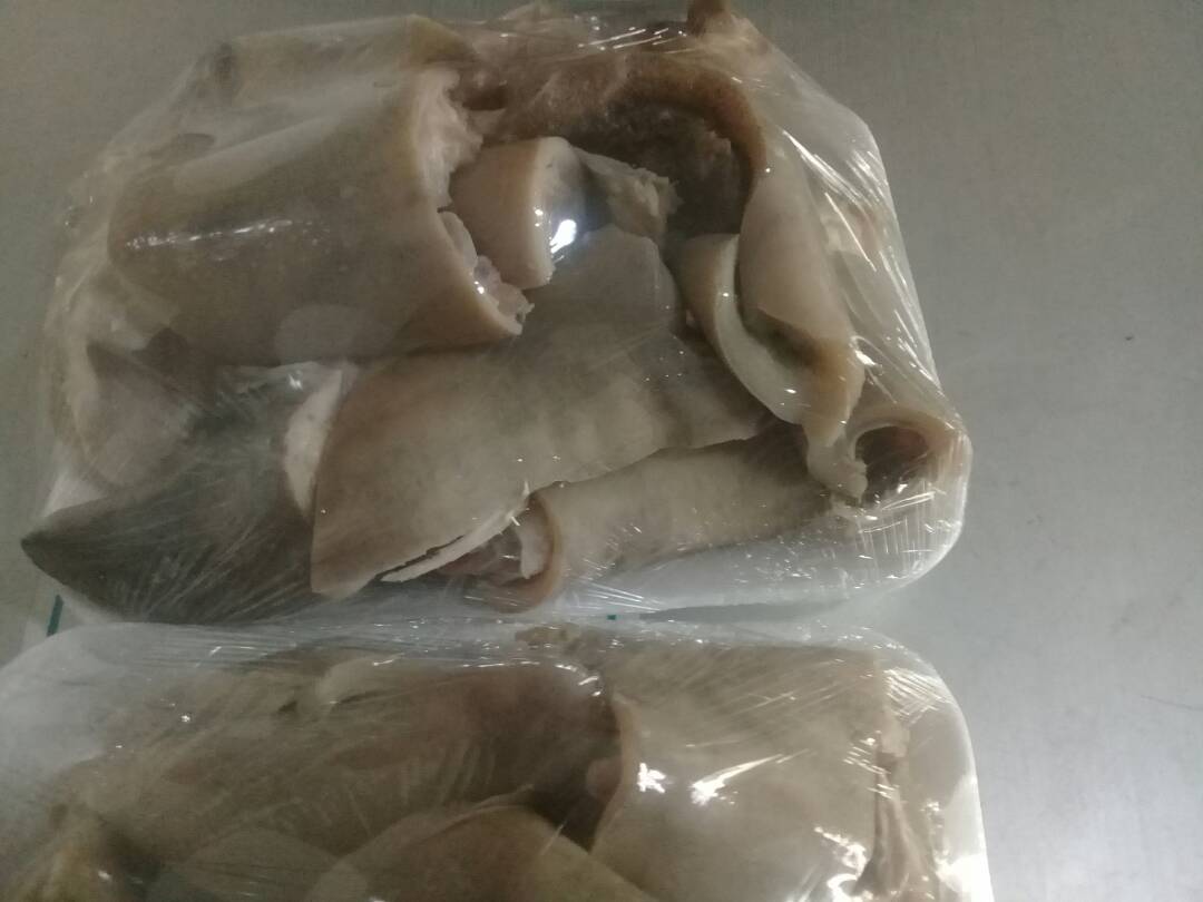 oileavescrest's tweet photo. @oileavescrest
Our products

 Fresh *Parboiled Full cowleg: N2500
 Fresh *Parboiled  Half cowleg: N1300

 Place your orders from Sun to Wed weekly 📝📝

 Delivery days are Thurs, Fri&amp; Sat.🚛

Fresh,affordable, hygienic, halal certified

Delivery charges apply (Within Lagos only) https://t.co/kUqyf0Pijj