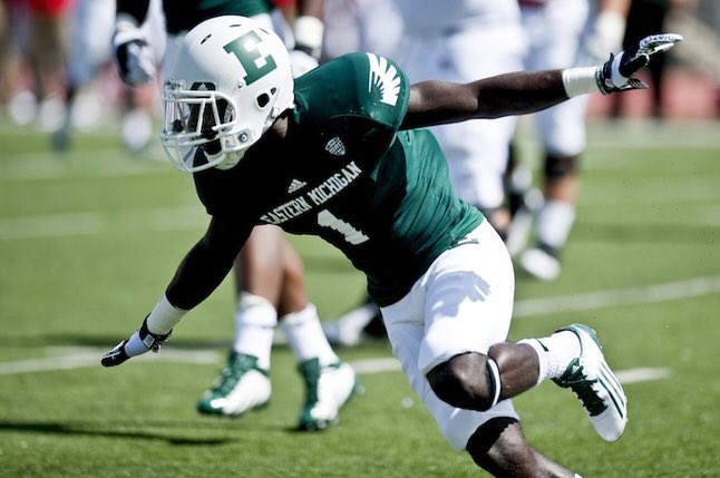 KhalilTheThrill's tweet photo. Blessed to receive my 18th offer from Eastern Michigan University!!! #EMUtough #GoEagles🦅✳️ https://t.co/kMnNrNGqpZ