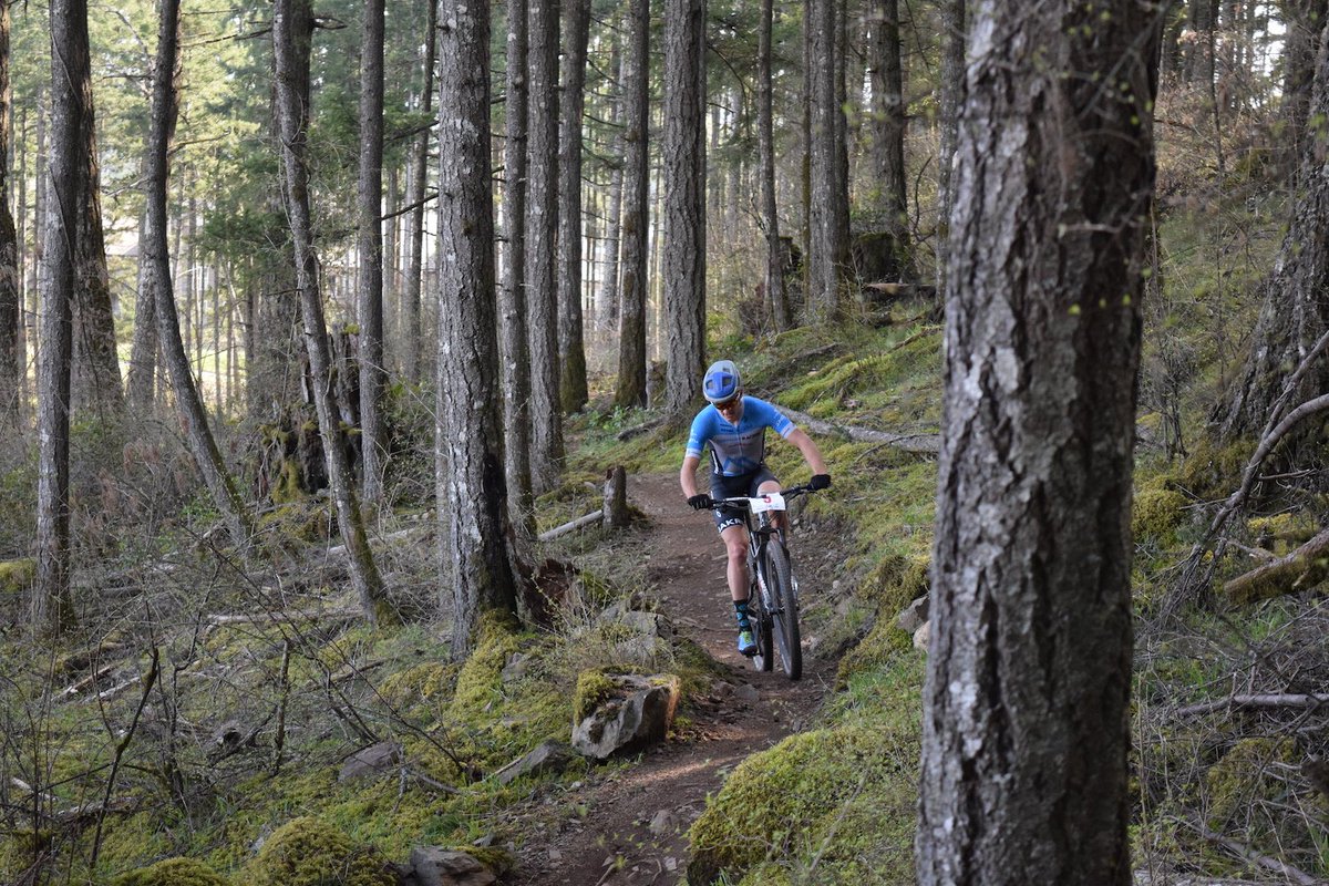 CanadianCycling's tweet image. Canada's U23 XCO National champion Sean Fincham was flying in Europe, finishing 17th at the Nove Mesto World Cup. Find out more about the @fwdracingmtb rider at @CanadianMTB 

cyclingmagazine.ca/mtb/sean-finch…