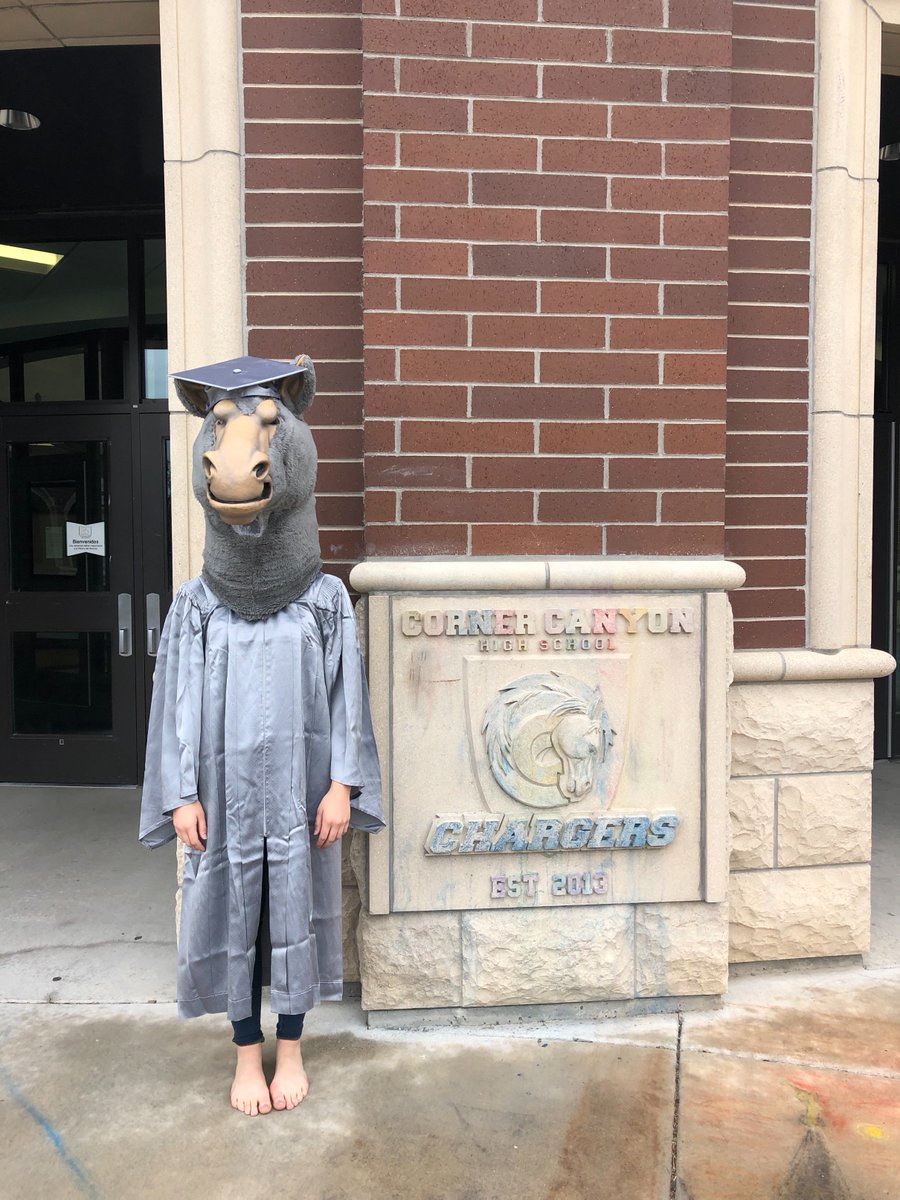 I think after today I’m never getting back on Twitter. 🐴🙉🤪