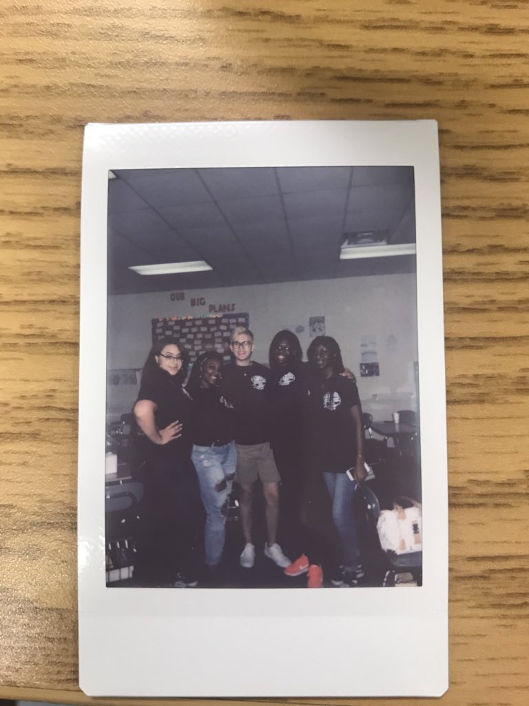 whsmcc's tweet photo. Our last meeting was a success! Thank you all for attending our last meeting and all beforehand! The food was AMAZING!!!
Also a big thank you to Mrs. Goodson and all our officers for making Multicultural Club happen!!! https://t.co/XM2dDKGu4F