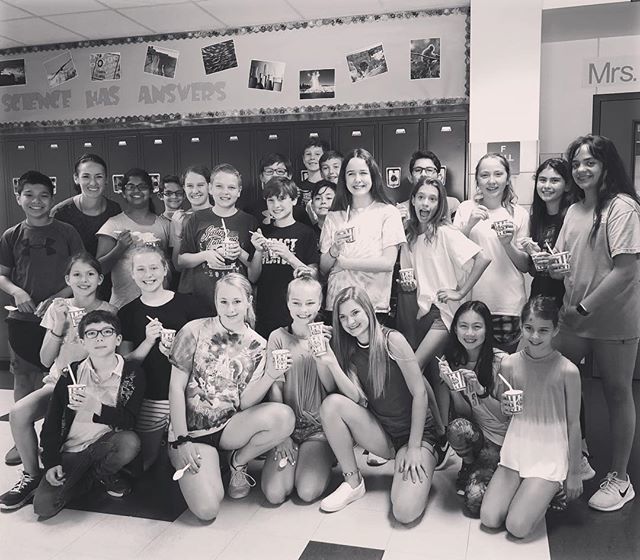 NWilliamsEDU's tweet photo. Shoutout to the coolest Homeroom mommas for getting us @ritasice for a celebration snack today. I love this crew! #EISfamily #GameOnDragons https://t.co/uomSGciRef