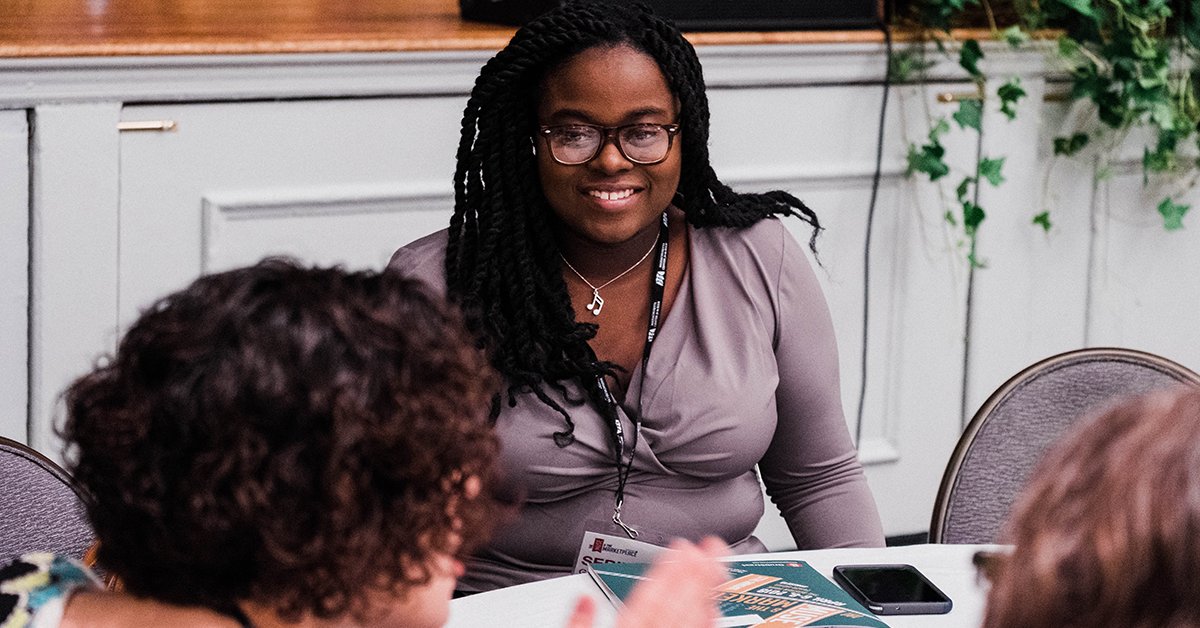GrubWriters's tweet photo. As a first time Muse-goer, Grubbie and poet @serinagousby wasn't sure what to expect from the prose-focused conference. Now, she's sharing the most noteworthy takeaways from her experience at #Muse18, and she can't wait for next year! #write #Boston https://t.co/kRMwprzoQs https://t.co/dsncCM8nPG