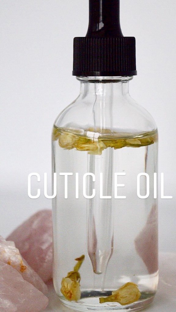 PoshApoth's tweet photo. On this very gloomy day I worked on this cuticle oil -made with unrefined coconut oil, vitamin E and jojoba oil. I’ve also added Eucalyptus and tea tree EO. #handmade #beauty #cosmetics #vegan #esthetician  #etsy #essentialoils #crystals #crueltyfree #crystalhealing https://t.co/QZZXv1DUo7