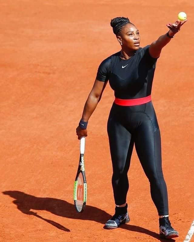 violadavis's tweet photo. For your vulnerability, strength and talent. For owning your story and knowing your worth. For defining yourself always... I honor you today, @SerenaWilliams! #WCW https://t.co/ffTuLEDtHf