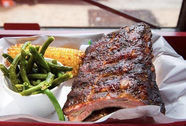 PappySmokehouse's tweet photo. Proud to be representin' #StLouis at #37 in @NYDailyNews 101 Best Casual Restaurants in America for 2018. Congrats to our friends at @TheShavedDuck who also made the list. Check it out! #STLProud #pappyssmokehouse #nydailynews #Top101 #casualdining #bbql… https://t.co/VpxRGer9YY https://t.co/xNeooK4oaA