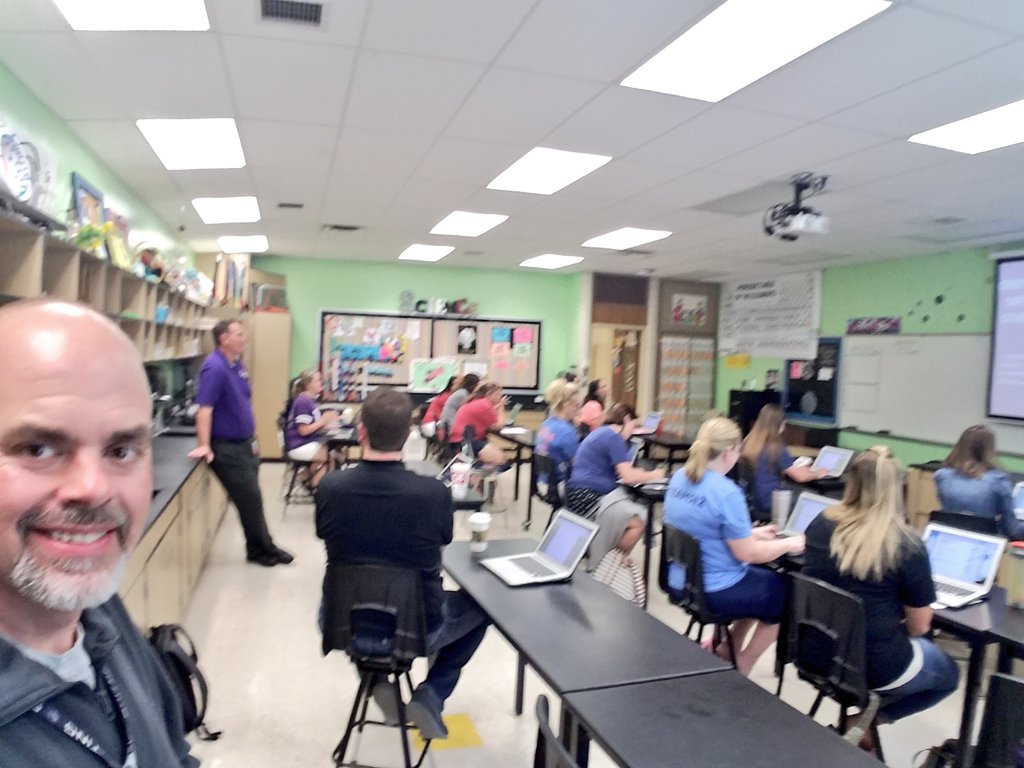 DrSpringer12301's tweet photo. Thank you @theSMSD for the opportunity to share about the impact Bear Dens πΎ have on OUR community! I was honored to collaborate with @CrestviewSMSD and meet some amazing SMSD leaders. #mpbeardens #LOVEOURKIDS #crestviewcougars #smsdisleadlap @PrincipalDruen @_MerriamPark https://t.co/FkVobQRSTk