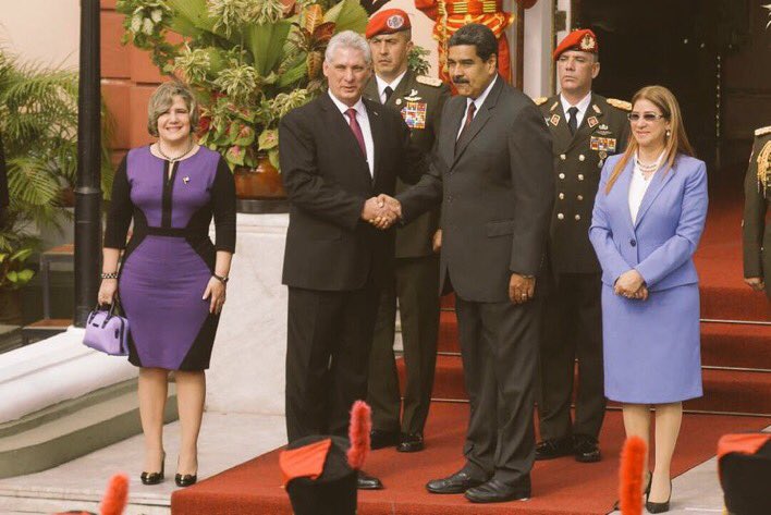 ConCiliaFlores's tweet photo. Extraordinaria visita de Estado del Presidente de Cuba Miguel Díaz-Canel para fortalecer las relaciones entre ambos países #HermandadCubaVenezuela https://t.co/qn49mNwDc4