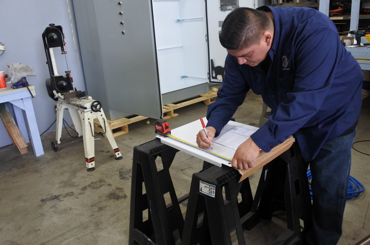 GeorgeTHall's tweet image. Setup and preparation is key to a successfully built control panel, and Art is preparing to build the next panel at GTH.  #panelbuilding #plccontrols #georgethall #UL508A #controlpanel