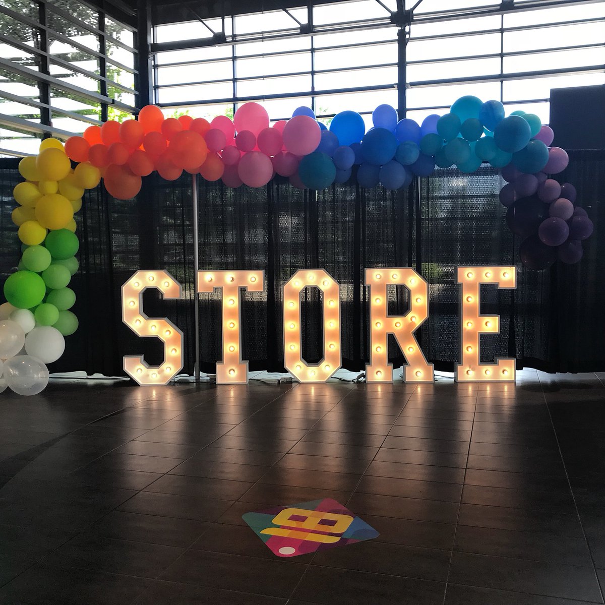 anneinfashion's tweet photo. Thanks @RetailCouncil #STORE18 for the insight into what’s happening in Canadian retail and beyond. Gathered so much new material to share with my students in the last 2 days! #RetailMatters https://t.co/p5VicKZvEB
