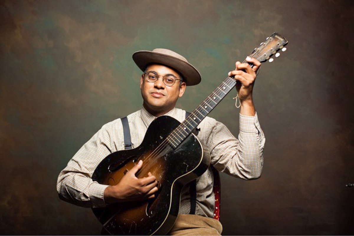 Thursday, May 31st at 7PM at VK Nagrani in SoHo: An intimate evening with Dom Flemons <a href="/domflemons/">Dom Flemons</a> to benefit Make Music New York. PianoPiano is a proud supporter of Make Music New York. Tickets: airbnb.com/experiences/24…