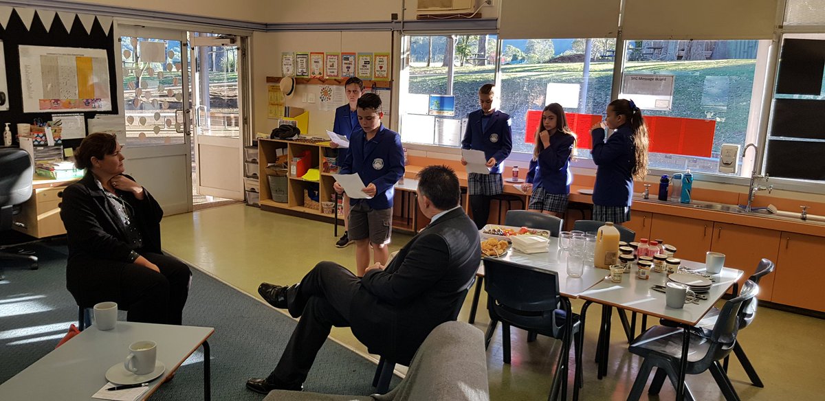 SMEEAndrew's tweet image. A great introduction &amp;amp; welcome from Cambewarra P.S leaders at our COS meeting, speaking about their positive school programs including  Kids Matter, Writing Warriors &amp;amp; Flexible Learning Spaces. @NSWEducation #publiceducation @mscott #communityofschools