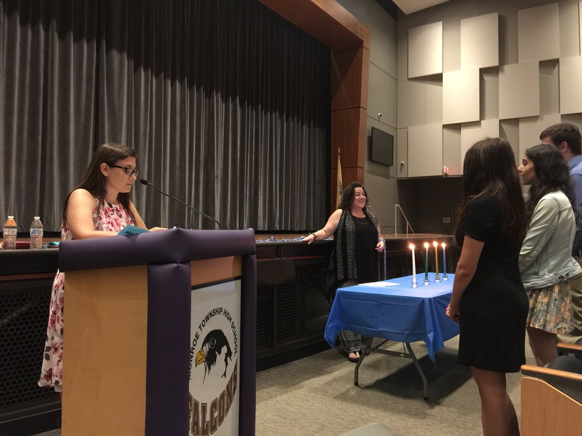 MonroeTwpHS's tweet photo. Congratulations to the inaugural class of the Rho Kappa National Social Studies Honor Society at MTHS! https://t.co/oz0xo94RtG