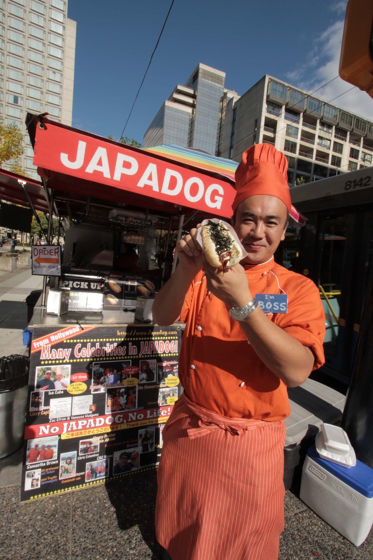 TRACYTRINH4's tweet photo. Enjoy summer treats #japadogfun #summeroutdoor #japadogontherun #japadogsummer2018 🤣🤣🤣🤣🤣🤣 https://t.co/6ecZvco3O5