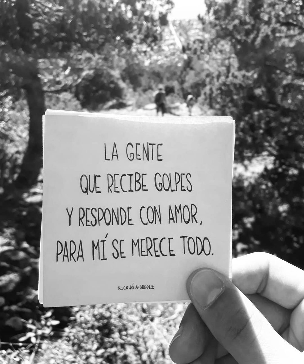 estebanjc7's tweet photo. Esa gente se merece todo. https://t.co/GOB0mZXvGb