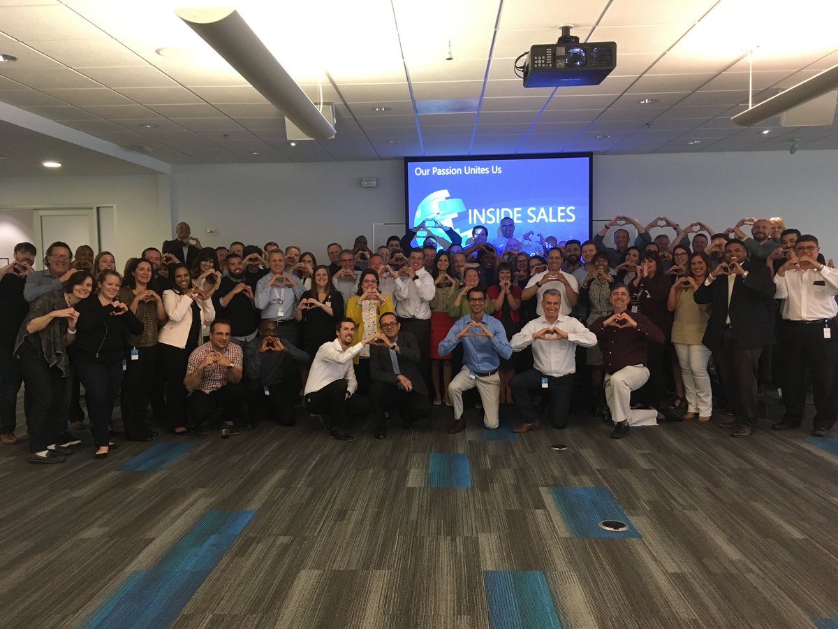 msftinsidesales's tweet photo. All the hearts for Microsoft Inside Sales, Dallas!  We had a great visit with strong #partnership across our #leaders.   #LoveThisTeam https://t.co/pCgrZGxtW1