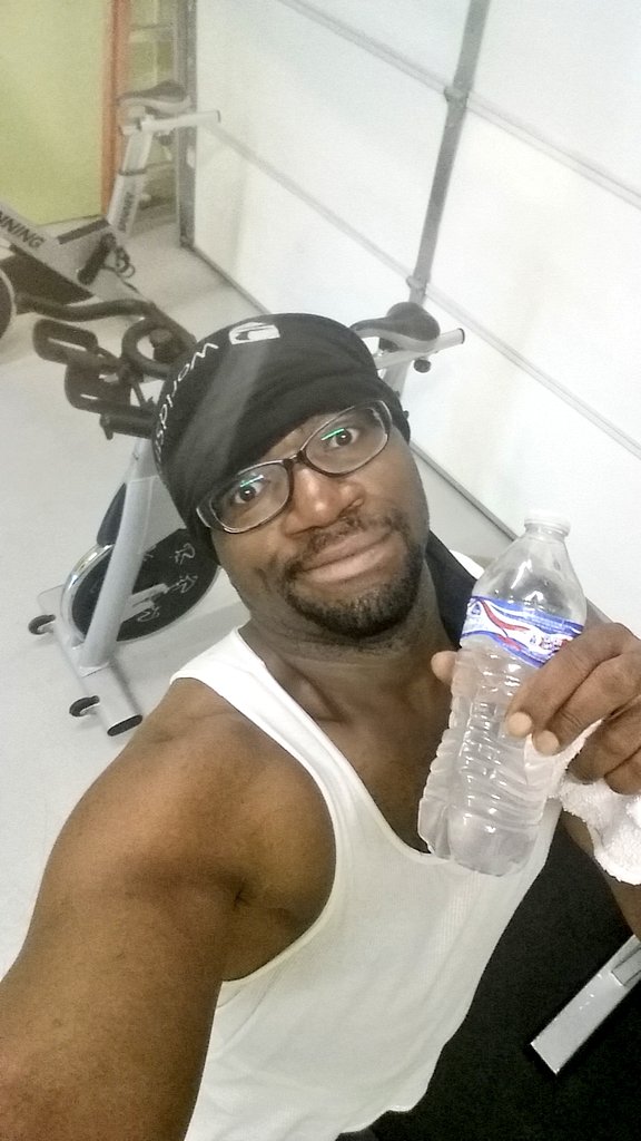 Wednesday night #spinning got <a href="/krissiradio/">Krissi K.</a> and @1037Play locked in. ...it's go time #Rvafit #runningman #fitfam #hydrate