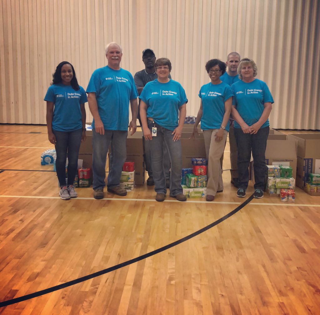 KFore1's tweet photo. .@DukeEnergy is proud to be a supporter of the Rockingham County Wide Food Drive! Employees hosted a food drive at the worksite &amp; helped sort food! The food will be distributed to several organizations within the county. #WeAreDE #DukeEnergyInAction #DEIA @RockinghamCoNC https://t.co/F5JtsF3bsN