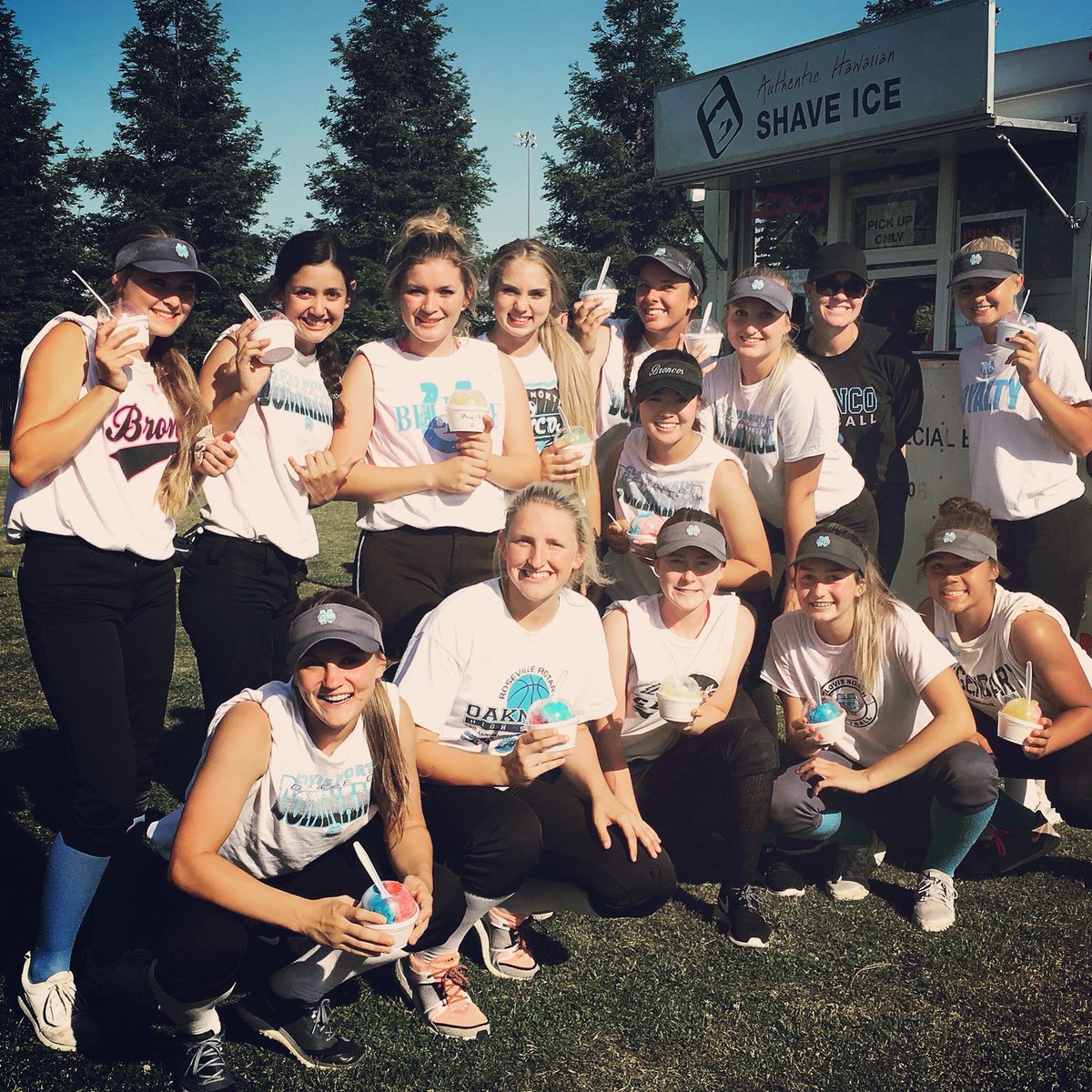 Clovis North &amp; Granite Ridge sports physical night, Thursday (5/31) from 5-8pm outside basketball gym. End the year and get ready for 2018/19 season with Lolo shave ice.🤙🏼
