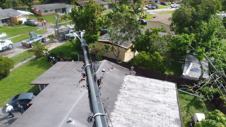 LauderhillFDPIO's tweet image. A few more images captured by Drone-57 today. #Lauderhill #CraneCollapse