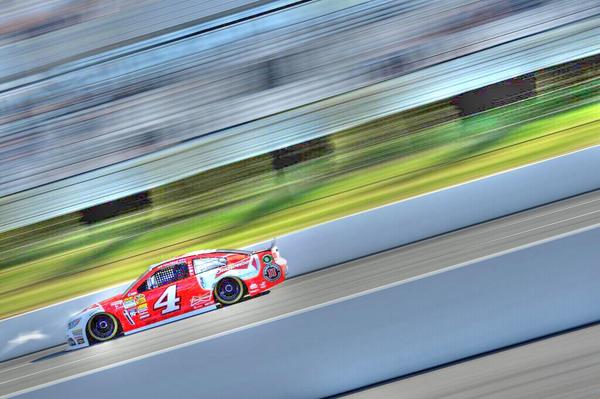 On The Earth tweet media