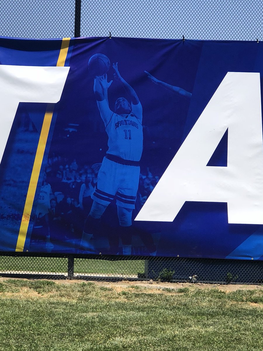 alle_moreno2's tweet photo. Guess who’s on the AMAZING new banner outside the practice field?! https://t.co/vHZGYpvb4B