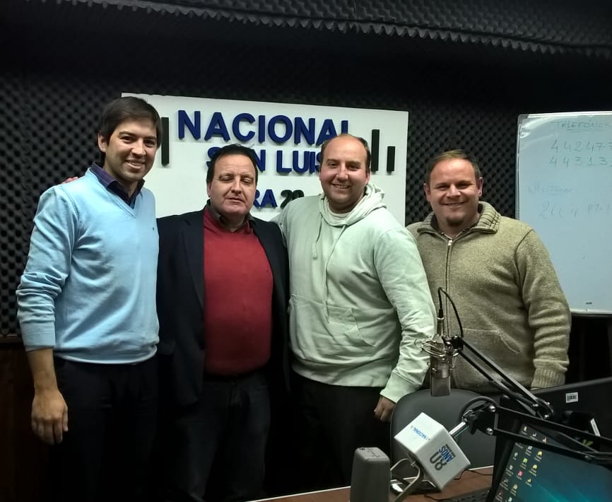 FennaMallea's tweet image. Salio el primer round de #8voPrograma de #EmprendedoresEnAccion por @RadioNacionalSL junto a la @femprendersl