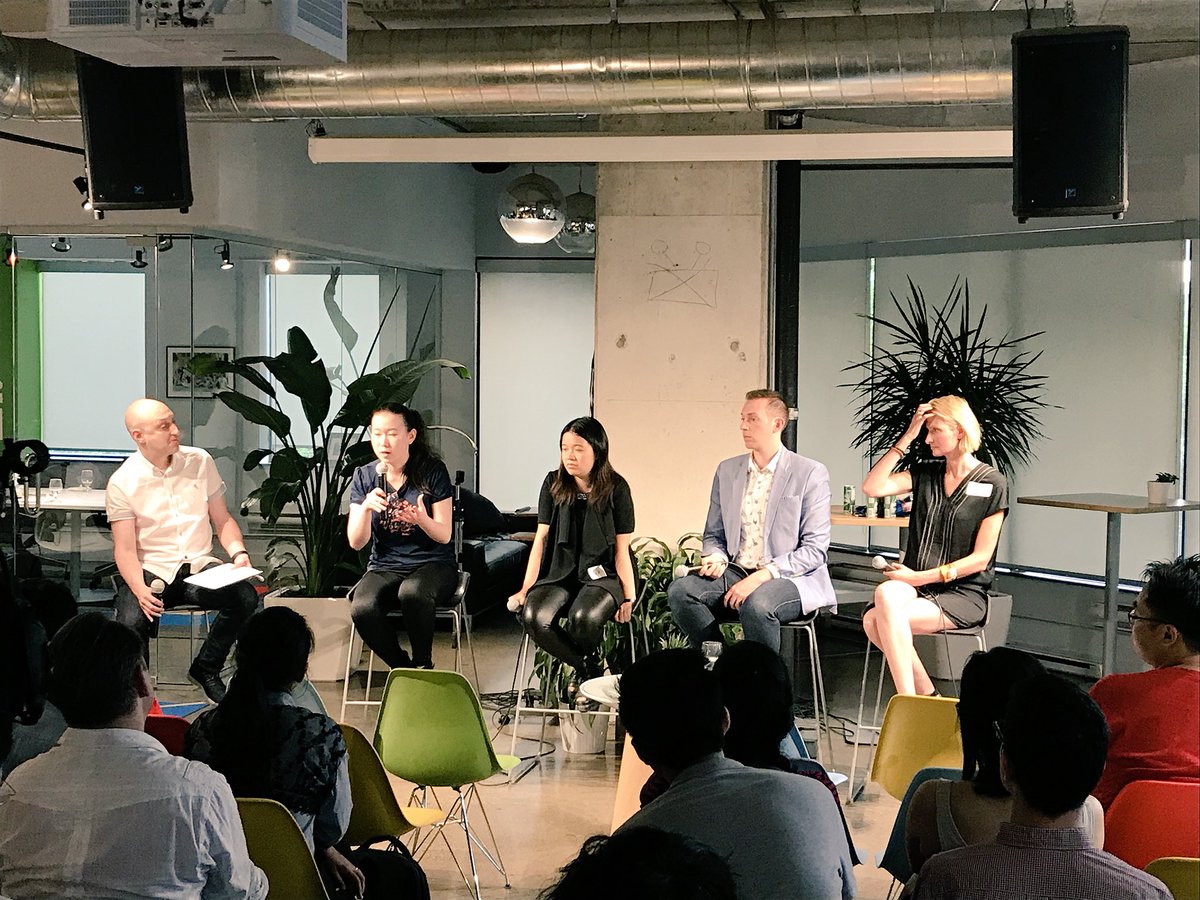 _bobbyds's tweet photo. We’re hosting #ConnectTheBots tonight at @TWG 🤖
Round 2 is focused on #AI & financial services.
So good to have @rkenedi back in our Toronto office to moderate this panel 🙌🏻
#FinTech #CanadaAi https://t.co/I5XOwhsg3o