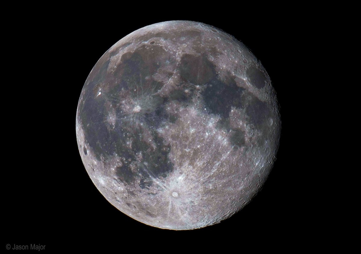 JPMajor's tweet image. I was telling someone last night how the Moon has a lot of color variation on its surface that you can't see because of the glare but you can extract by oversaturating correctly-exposed photos... e.g. here's tonight's waning Moon with color and contrast ramped up in Photoshop.