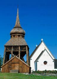 hoffa_the_fox's tweet image. Om ni befinner er i närheten av #Frösö Kyrka på #Nationaldagen så rekommenderar jag ett besök klockan 18:00 för då sjunger Peter Mellgren!
