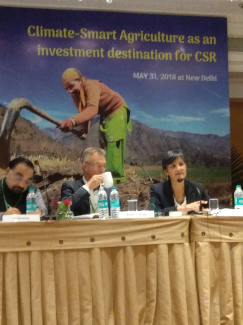 Nafeesmeah's tweet image. Australian High Commissioner Harinder Singh at #CCAFS conclave.  Says agriculture contributes 25% of GHG emissions. Needs to be addressed. @sheetal_irri @irri @r_puskur