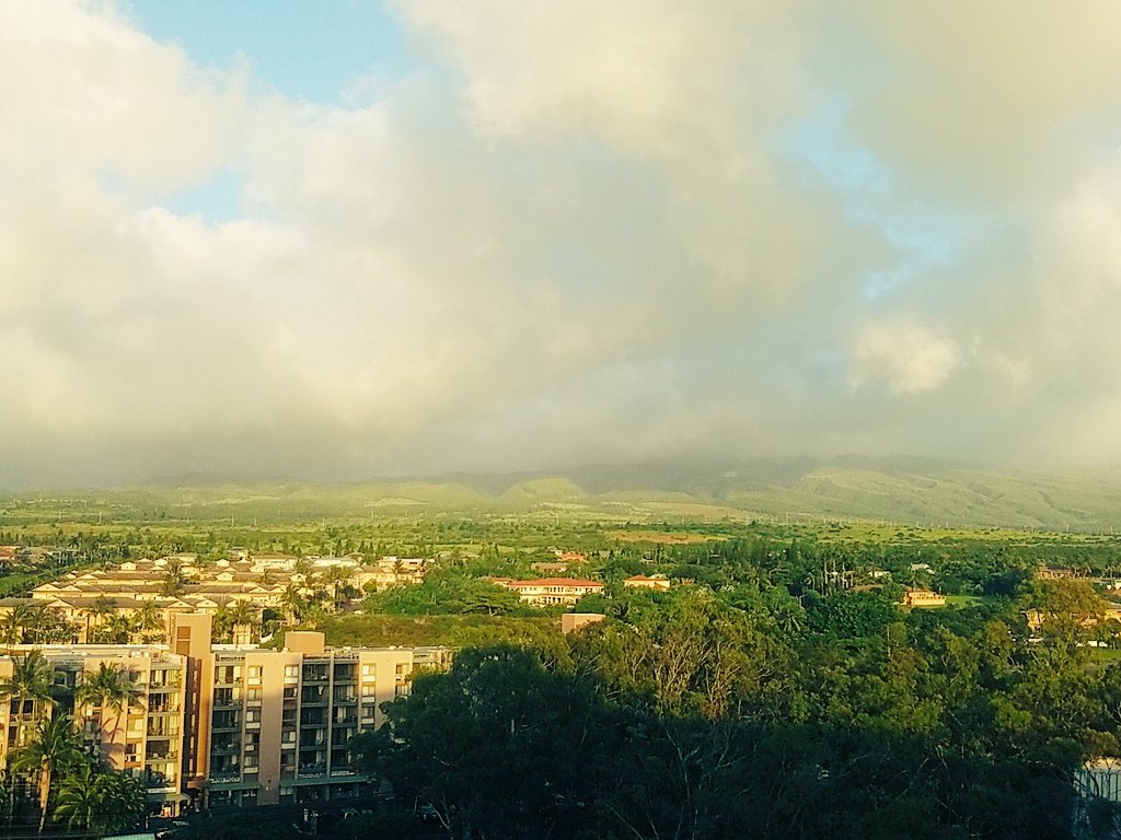 cmcabansagan's tweet photo. #mountains #likeem #HiLife🌴 #maui https://t.co/lQ9kNAeefP