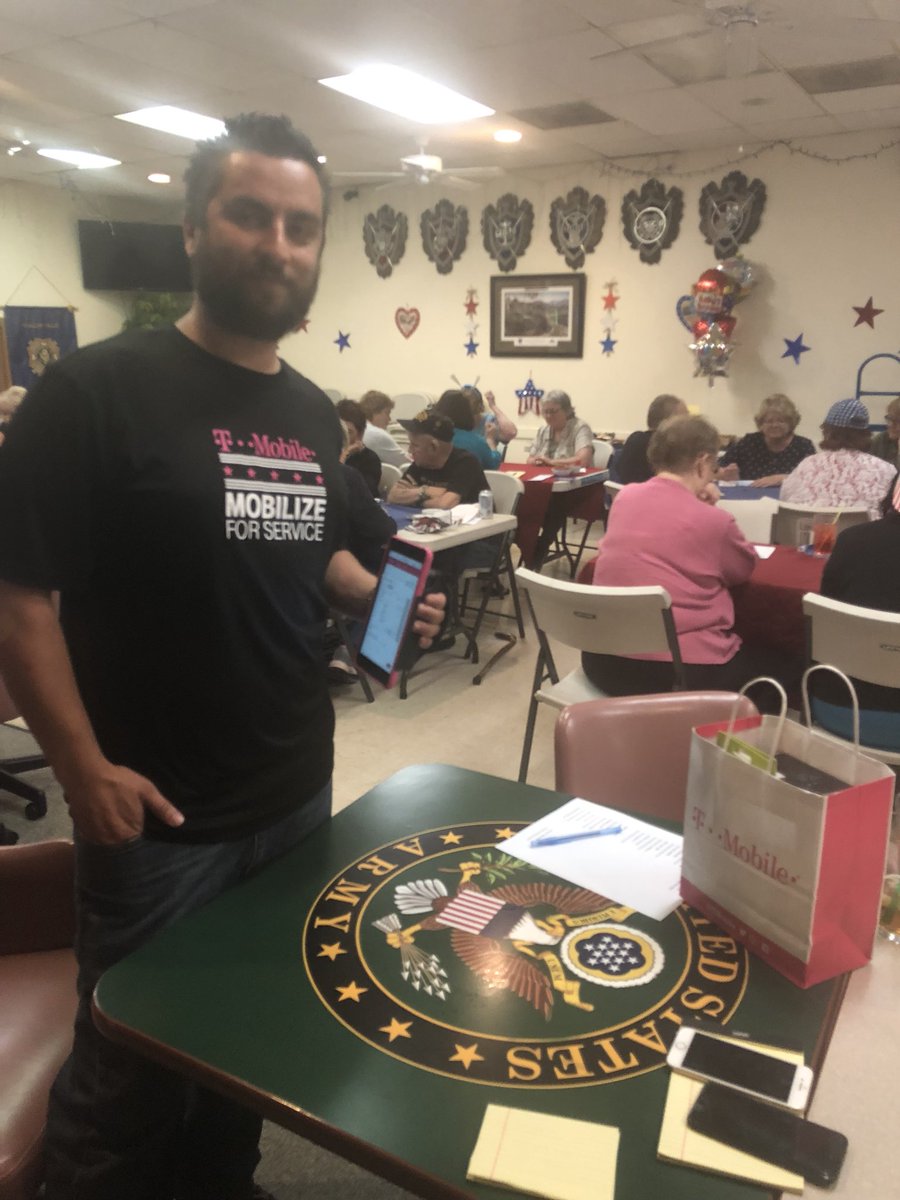 uncarrier_chris's tweet photo. Went to my local VFW Post 2224 (Veterans of Foreign War) to help a couple families switch to @tmobile #AreYouWithUs #HatsOff4Heroes #unlimitedsupport #mobilizeforservice #remorally @chdcosta @arunramchan @richgarwood @JonFreier https://t.co/YqUfPfmIE3