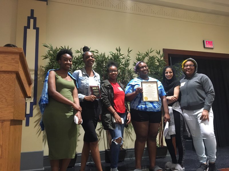 AlwaysRepUPREP's tweet photo. Great day 😀 @AlwaysRepUPREP #StudentEnvoy and #HeinzFellows end of the year celebrations happening at the same time!  Special thanks to @PittCUE @stanwthomp @PghSuptHamlet @MilnerHRich @Kenny_D_PGH  Our students are stronger 💪🏾 because of you! #ExpectGreatThings https://t.co/TW28vH6WQV