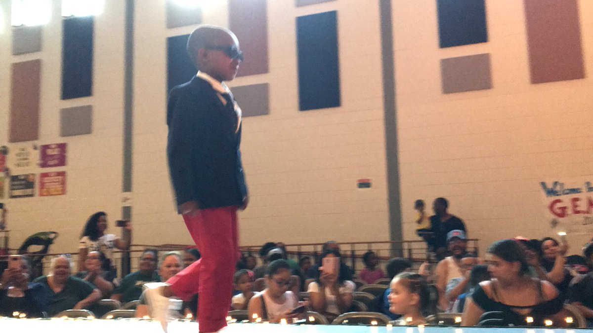 ColumbusTHT's tweet photo. Columbus’ RIP the Runway!! #lifeofaprincipal https://t.co/KIqZYA3qLl