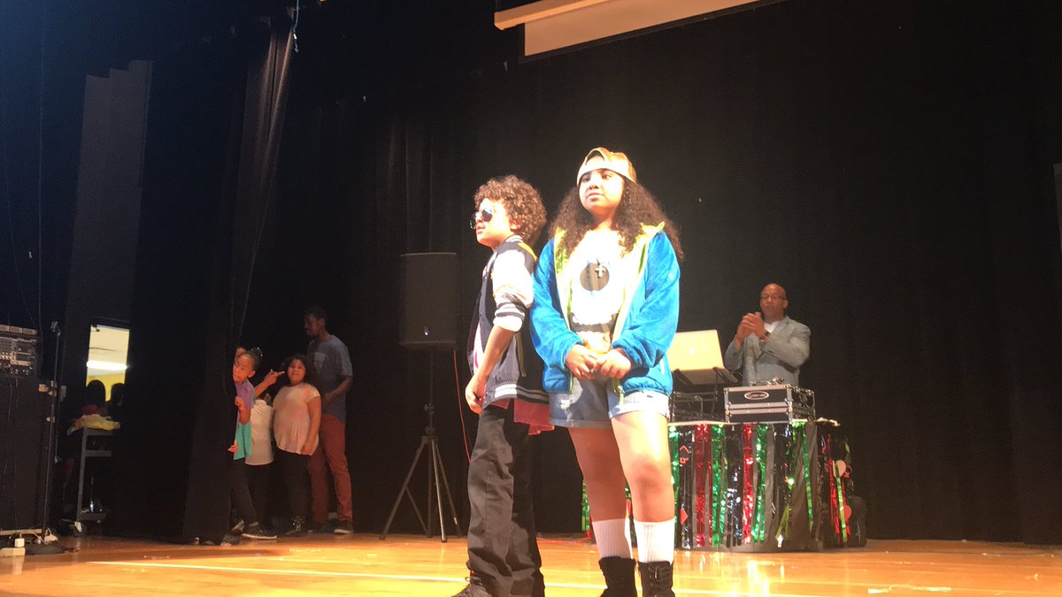 ColumbusTHT's tweet photo. Columbus’ RIP the Runway!! #lifeofaprincipal https://t.co/KIqZYA3qLl