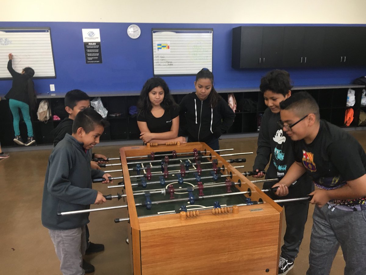 EstacionSTEM's tweet photo. Thank you @BGCA_Clubs Fallbrook for an amazing 6th grade fun day!! #FSS_STEM @FUESDSchools @JKniseley1 @FSS_LC_3 @6thgradefss @Mrs_McKenzie322 https://t.co/HWRSoTUAc0