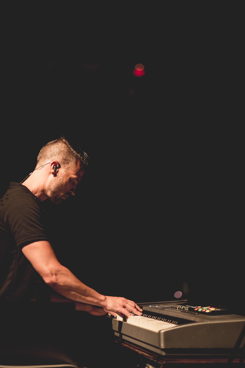 se_church's tweet image. Wow! What an amazing night! We had such a great night worshiping with everyone. What were some of your favorite songs from tonight?