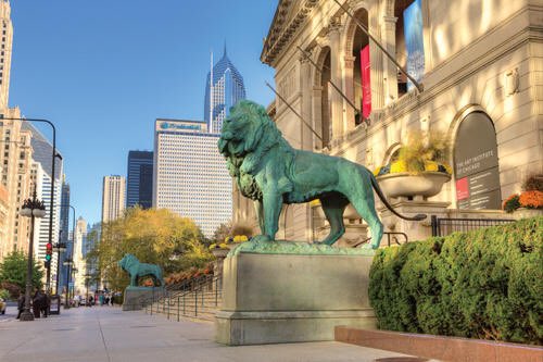 ChooseChicago's tweet photo. @VisitHouston @MFAH What an adorable spot—reminds us to take a photo next to the iconic @artinstitutechi Lions next to the Bean while we’re at it. 

And yeah, our Bean talks, too. Sounds oddly a lot like @DavidSchwimmer. Is yours shy? #BattleoftheBeans https://t.co/FlxCXrYQR7