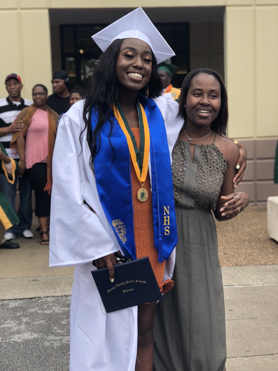 ElevationSchol1's tweet photo. Wrapped up graduation season by watching our @OakRidgeHS_OCPS Elevation Scholars walk across the stage! Congratulations 🎉 🎓 https://t.co/LKvjlNjGQA