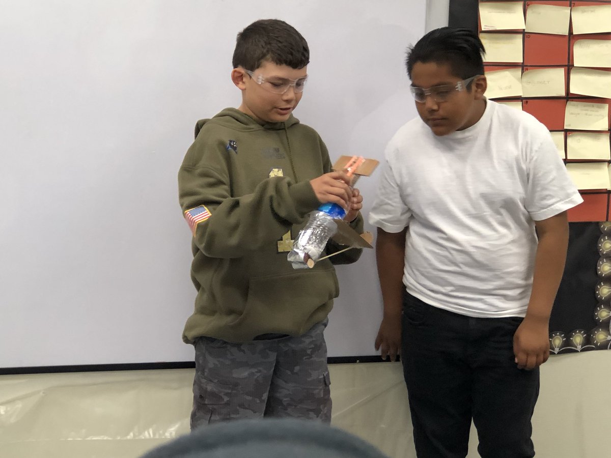 JKniseley1's tweet photo. End of unit NGSS Project. Ss designed and built cars, calculated the ratio of chemicals, ran tests, made measurements, explained their designs,and cheered so loudly I could hear them down the hall!  Energizing teaching and Learning at #FSS_STEM. thx @BridgidMurray #fuesd https://t.co/9KyOaqj42c