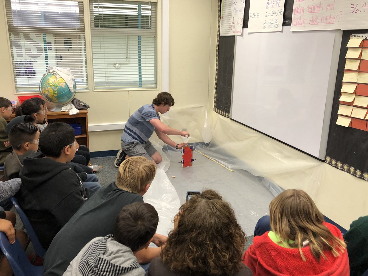 JKniseley1's tweet photo. End of unit NGSS Project. Ss designed and built cars, calculated the ratio of chemicals, ran tests, made measurements, explained their designs,and cheered so loudly I could hear them down the hall!  Energizing teaching and Learning at #FSS_STEM. thx @BridgidMurray #fuesd https://t.co/9KyOaqj42c