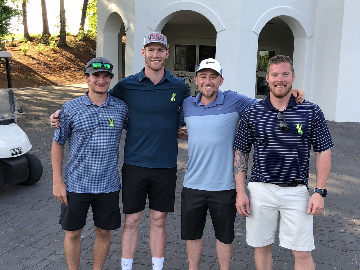 Riley_Palmer8's tweet photo. .@HumboldtBroncos .@NJrCyclones had an absolute amazing time golfing with these guys today. #HumboldtStrong #skymedow @GlamosJoe #8under https://t.co/sihg7Uh00N