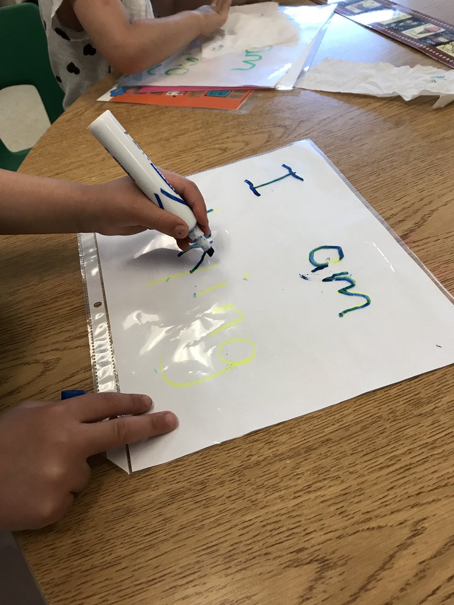 Mrs_LeeKell's tweet photo. Learning how to love writing #smallmoments @cookstowncps @SCDSBey #kinderlearn https://t.co/pITjnxcBDg