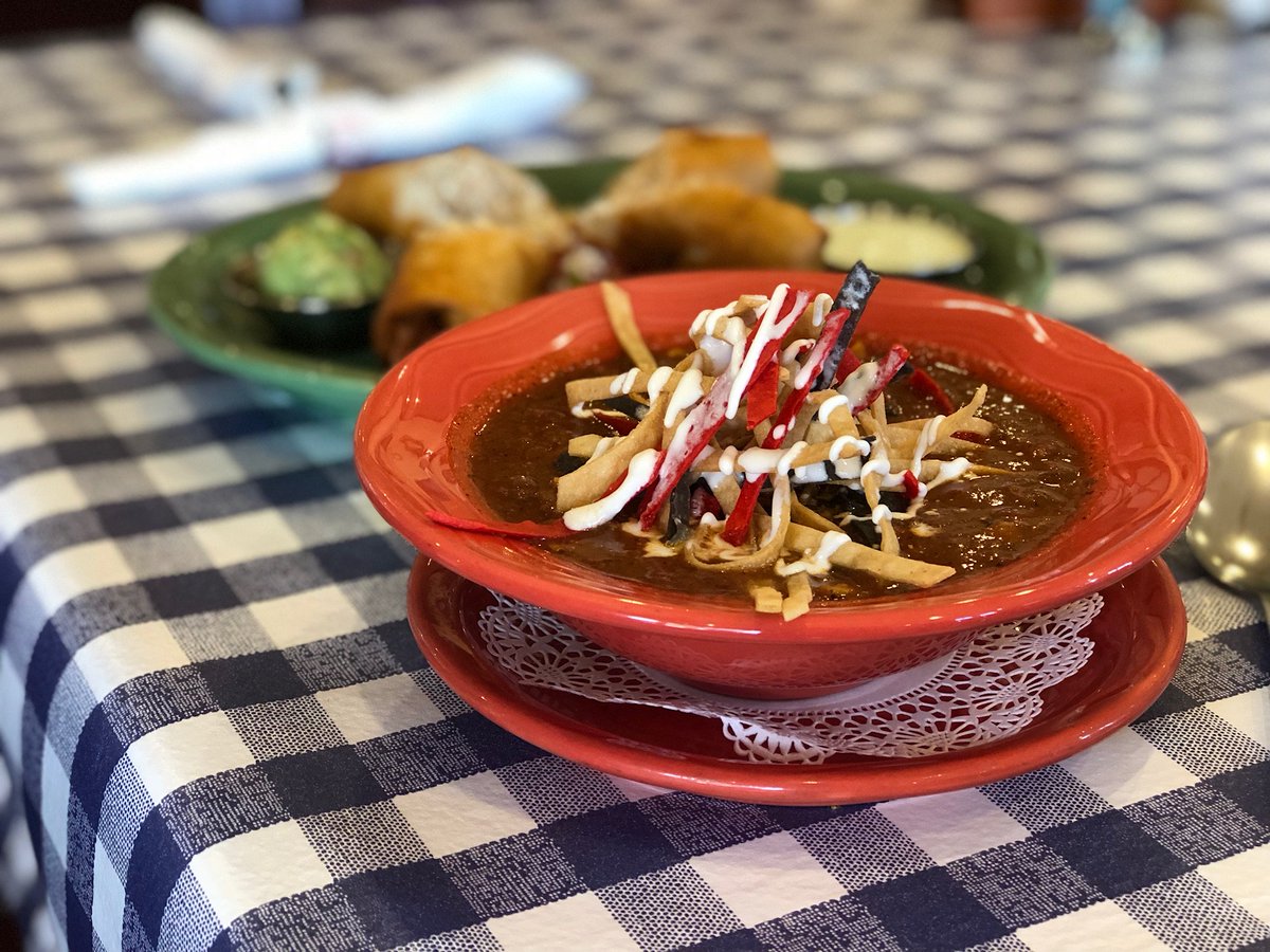 “Laughter is brightest, where food is best” - Irish proverb. Create memories while enjoying a delicious meal at #SkyRanchSJC.